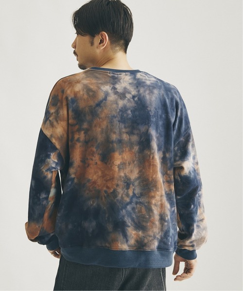 JOURNAL STANDARD（ジャーナルスタンダード）の「【WEB限定】Tie Dye ビッグシルエット クルーネック スウェット [ユニセックス対応]（スウェット・メンズ・カーキ/ブラック/ネイビー/グレー・LARGE/X-LARGE/MEDIUM）」の5枚目の写真