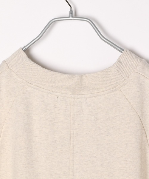 PAGEBOY(ページボーイ)の「ウラケVネックBIGベスト(ベスト・レディース・ブラック/オートミール・FREE)」の5枚目の写真