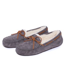 UGG グレー モカシン 靴 UGG（アグ）｜モカシン/デッキシューズ（グレー系）一覧 - WEAR