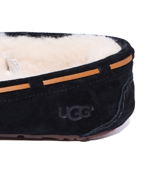 UGG（アグ）の「UGG/アグ W DAKOTA ボアモカシン フラットモカシン