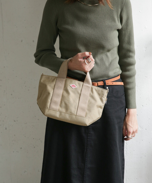URBAN RESEARCH DOORS（アーバンリサーチドアーズ）の「DANTON　2WAY SHOULDER BAG（ショルダーバッグ・レディース・チャコールグレー/ベージュ/ブラック・FREE）」の4枚目の写真