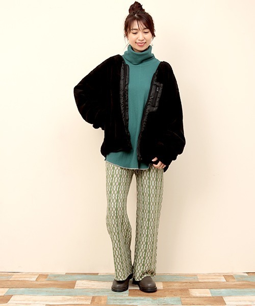 チチカカ（チチカカ）の「サーマルハイネックプルオーバー（Tシャツ/カットソー・レディース・カーキ/ベージュ/ブラック・FREE）」の15枚目の写真