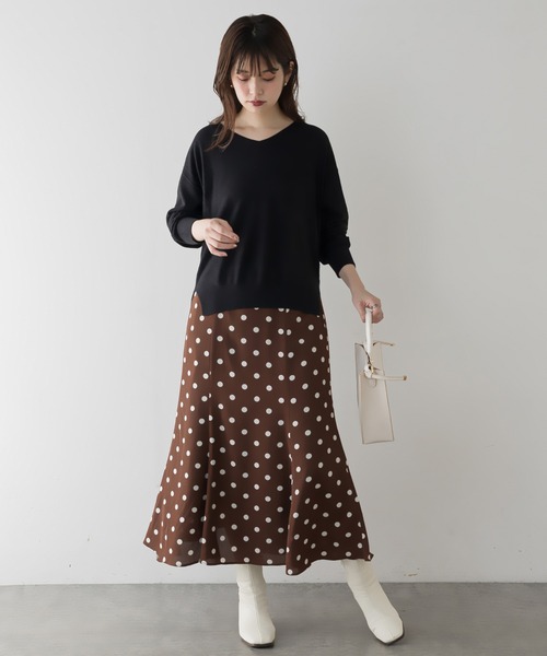 natural couture(ナチュラルクチュール)の「【大好評リバイバルアイテム】プチプラカシミヤタッチVネックニット(ニット/セーター・レディース・ブラック/ベージュ/オフホワイト/ピンク/ブルー/レンガ・FREE)」の12枚目の写真