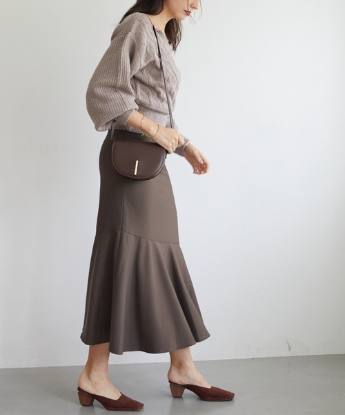 Cheek（チーク）の「Ｔ／Ｒヘムラインスカート（スカート・レディース・ブラウン/ブルー/グレイッシュベージュ/カーキ・SMALL/MEDIUM）」の10枚目の写真