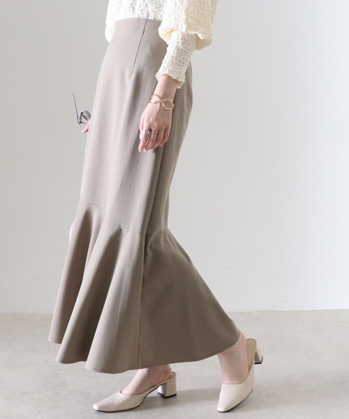 Cheek（チーク）の「Ｔ／Ｒヘムラインスカート（スカート・レディース・ブラウン/ブルー/グレイッシュベージュ/カーキ・SMALL/MEDIUM）」の16枚目の写真