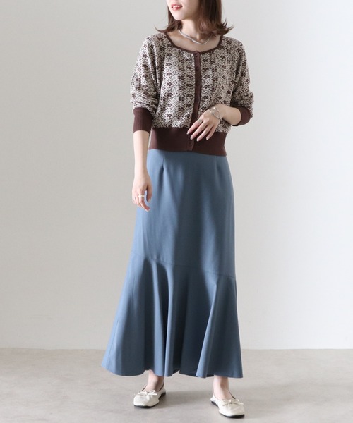 Cheek（チーク）の「Ｔ／Ｒヘムラインスカート（スカート・レディース・ブラウン/ブルー/グレイッシュベージュ/カーキ・SMALL/MEDIUM）」の19枚目の写真