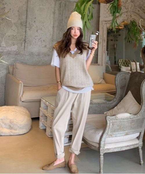 NANING9（ナンニング）の「NANING9 ルーズフィットニットベスト（ベスト・レディース・ベージュ・FREE）」の5枚目の写真