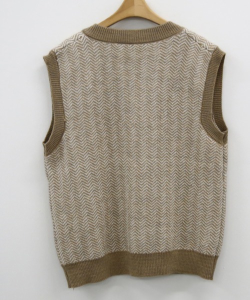 NANING9（ナンニング）の「NANING9 ルーズフィットニットベスト（ベスト・レディース・ベージュ・FREE）」の12枚目の写真