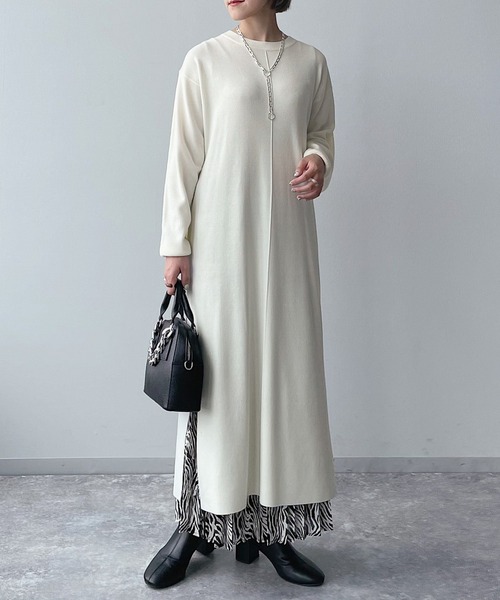 PAGEBOY(ページボーイ)の「ウインドヨークニットワンピース(ワンピース・レディース・ブラック/オフホワイト/グリーン系その他/アクア・FREE)」の8枚目の写真