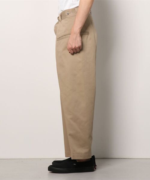 ANREALAGE（アンリアレイジ）の「ANREALAGE 150percent CHINO PANTS（その他パンツ・メンズ・ベージュ・FREE）」の2枚目の写真