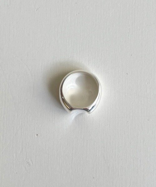 CANAL JEAN（キャナルジーン）の「Pt(ピーティー) ボリュームシェイプリング（リング・レディース・シルバー/ゴールド・13）」の7枚目の写真