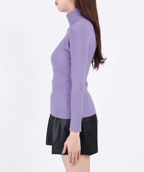 WC（ダブル シー）の「リブハイネックトップス（ニット/セーター・レディース・アイボリー/グリーン/ブラック/パープル/グリーン系その他・FREE）」の7枚目の写真