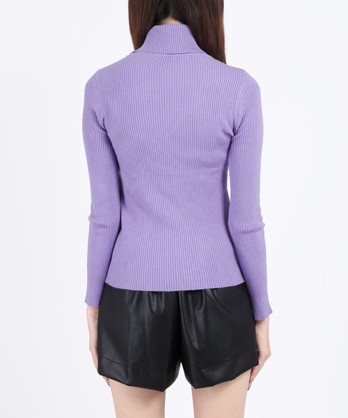 WC（ダブル シー）の「リブハイネックトップス（ニット/セーター・レディース・アイボリー/グリーン/ブラック/パープル/グリーン系その他・FREE）」の6枚目の写真