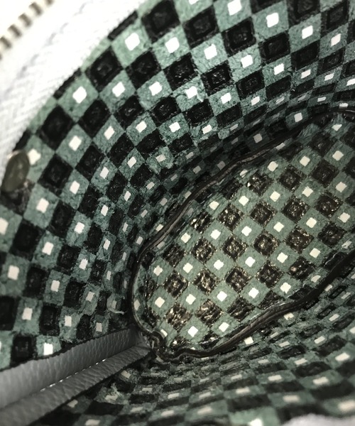 BEARDSLEY（ビアズリー）の「《GIANNI NATARO CAROL J》ミニショルダーバッグ（ショルダーバッグ・レディース・ベージュ/グリーン・FREE）」の4枚目の写真