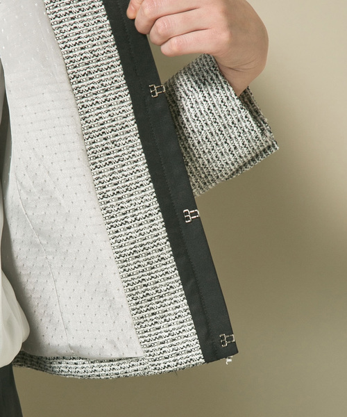 23区（ニジュウサンク）の「ライトシャインツイード ノーカラー