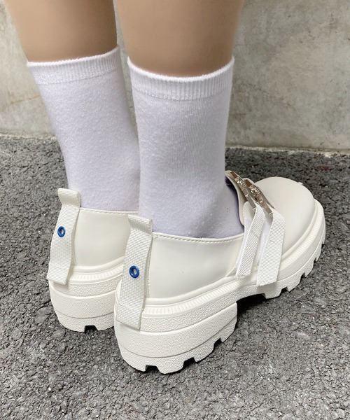 Figments（フィグメンツ）の「ダブルストラップシューズ（その他シューズ・レディース・ブラック/オフホワイト・SMALL/MEDIUM）」の6枚目の写真