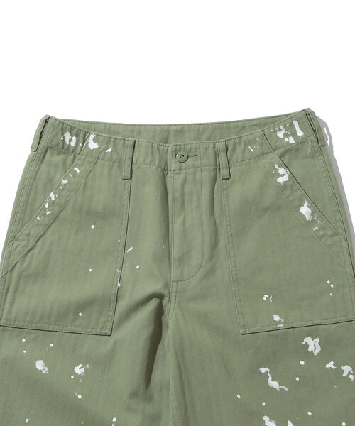 BEAMS（ビームス）の「BEAMS / ペイント ベイカー パンツ（その他パンツ・メンズ・ホワイト/グリーン系その他4・SMALL/MEDIUM/LARGE/X-LARGE）」の21枚目の写真