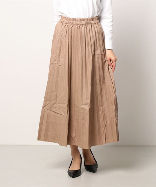 210nouve(トゥージュヌーブ)の「フェイクレザープリーツスカート(スカート・レディース・ブラック/ホワイト/ブラウン/グリーン/ベージュ/チャコールグレー・FREE)」の9枚目の写真