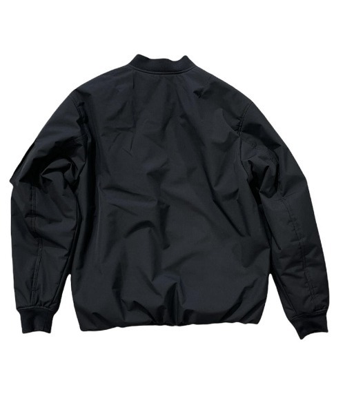 291295＝HOMME（ニーキューイチニーキューゴーオム）の「【291295=HOMME】平織りクロス 裏ラミネート加工 MA-1タイプ ブルゾン（MA-1・メンズ・ブラック/カーキ/ベージュ・4/3/2）」の21枚目の写真