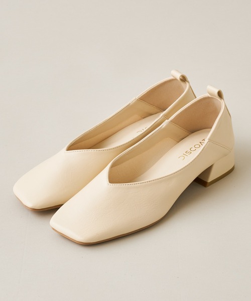 DISCOAT（ディスコート）の「アンクレット付パンプス（パンプス・レディース・アイボリー/ブラック・LARGE/MEDIUM）」の11枚目の写真