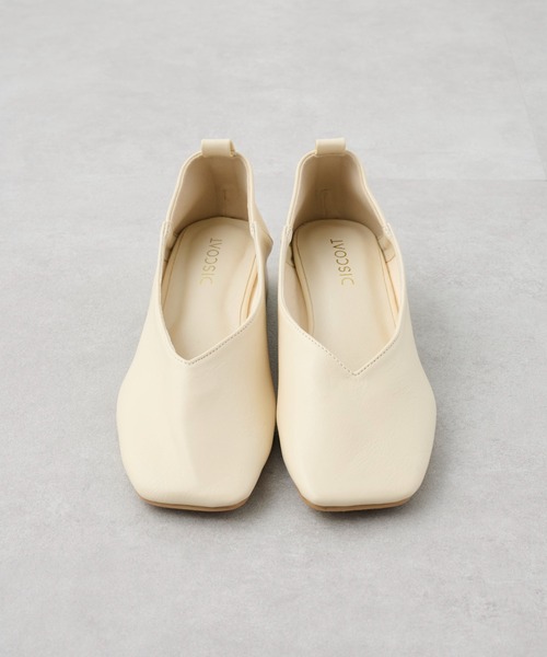 DISCOAT（ディスコート）の「アンクレット付パンプス（パンプス・レディース・アイボリー/ブラック・LARGE/MEDIUM）」の19枚目の写真