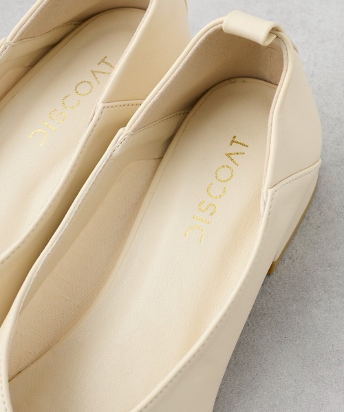 DISCOAT（ディスコート）の「アンクレット付パンプス（パンプス・レディース・アイボリー/ブラック・LARGE/MEDIUM）」の17枚目の写真