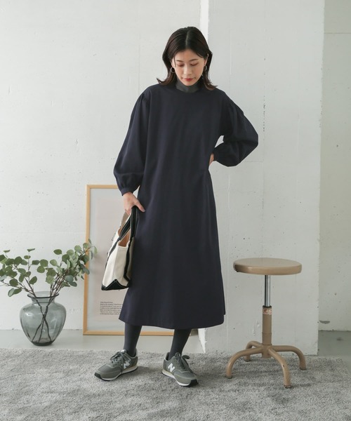 URBAN RESEARCH DOORS(アーバンリサーチドアーズ)の「ギャザースリーブAラインワンピース(ワンピース・レディース・ブラック/ネイビー/グリーン・ONE)」の14枚目の写真