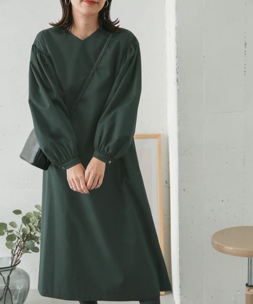 URBAN RESEARCH DOORS(アーバンリサーチドアーズ)の「ギャザースリーブAラインワンピース(ワンピース・レディース・ブラック/ネイビー/グリーン・ONE)」の19枚目の写真