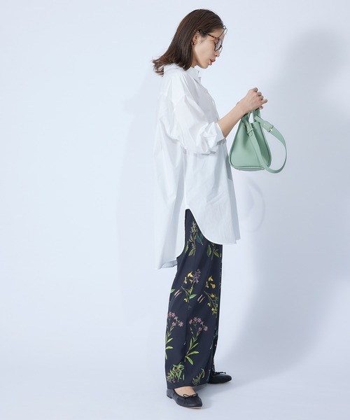 ROPE'（ロペ）の「【秋にも使える】ボウタイ付きオーバーシャツ（シャツ/ブラウス・レディース・ホワイト/ホワイト系その他/イエロー系その他/ブルー系その他4・38）」の7枚目の写真