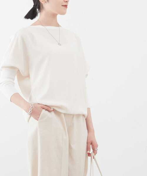 Liesse（リエス）の「ボートネック布帛コンビプルオーバー（ニット/セーター・レディース・オフホワイト/グレイッシュベージュ/イエロー・FREE）」の2枚目の写真