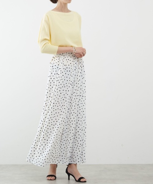 Liesse（リエス）の「ボートネック布帛コンビプルオーバー（ニット/セーター・レディース・オフホワイト/グレイッシュベージュ/イエロー・FREE）」の10枚目の写真