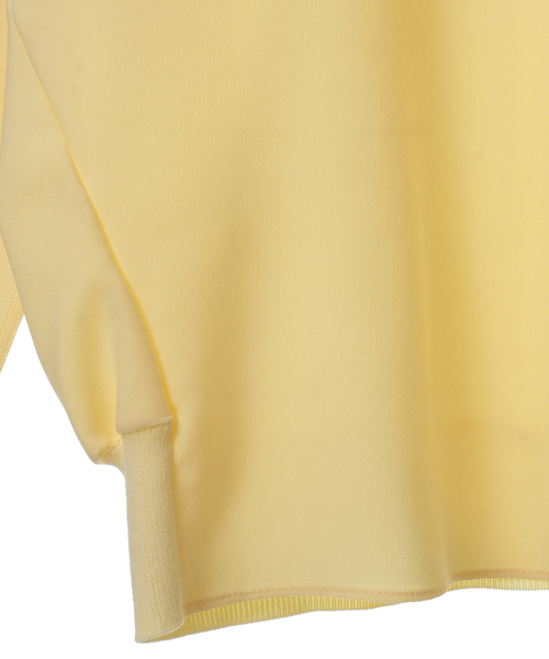 Liesse（リエス）の「ボートネック布帛コンビプルオーバー（ニット/セーター・レディース・オフホワイト/グレイッシュベージュ/イエロー・FREE）」の11枚目の写真