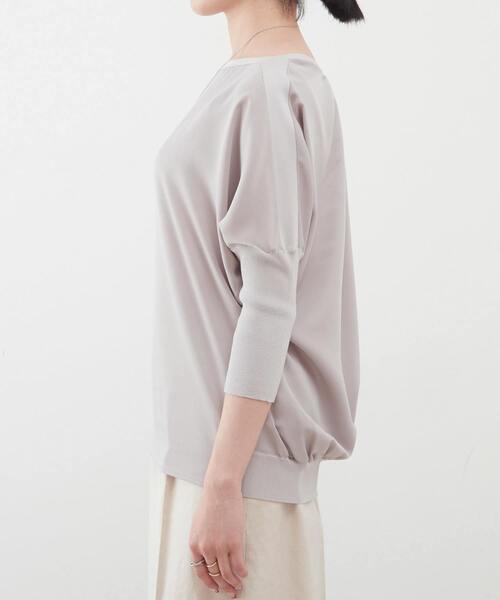 Liesse（リエス）の「ボートネック布帛コンビプルオーバー（ニット/セーター・レディース・オフホワイト/グレイッシュベージュ/イエロー・FREE）」の21枚目の写真