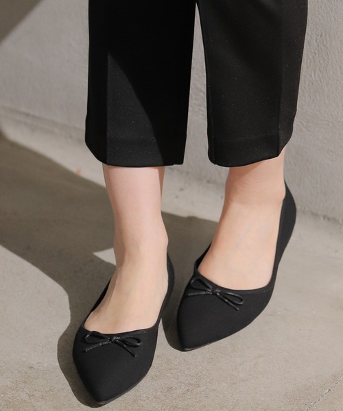 Honeys(ハニーズ)の「ポインテッドトゥバレエ(バレエシューズ・レディース・ブラック/モカ/ベージュ・22.5/23.5/24.0/23.0/24.5)」の17枚目の写真