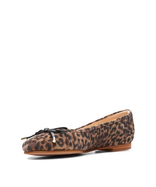 Clarks（クラークス）の「【ネット限定】Grace Lily / グレースリリー （レオパードプリント）（バレエシューズ・レディース・レオパード・UK3/UK4/UK5/UK6）」の4枚目の写真