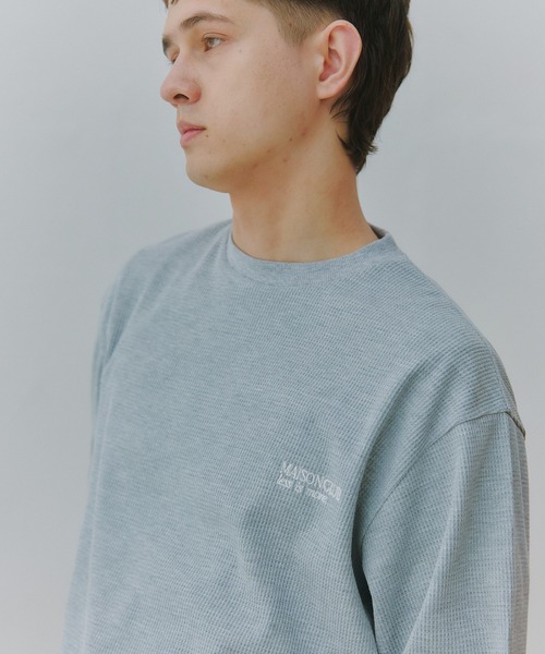 MAISON CLUB（メゾンクラブ）の「【MAISON CLUB】Thermal Crewneck Sweater Tee KKP/　サーマルクルーネックスウェット（スウェット・メンズ・ブルー/ブラック系その他2/ブラック系その他3/ブラック/ネイビー/グレー/グレー系その他2/ブラック系その他4/ホワイト・3/4/5/6/1/2/M/L）」の2枚目の写真