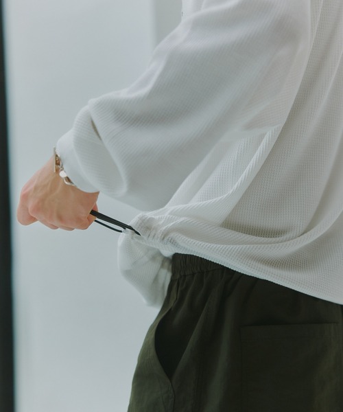 MAISON CLUB（メゾンクラブ）の「【MAISON CLUB】Thermal Crewneck Sweater Tee KKP/　サーマルクルーネックスウェット（スウェット・メンズ・ブルー/ブラック系その他2/ブラック系その他3/ブラック/ネイビー/グレー/グレー系その他2/ブラック系その他4/ホワイト・3/4/5/6/1/2/M/L）」の17枚目の写真