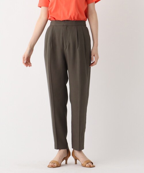 OPAQUE.CLIP（オペークドットクリップ）の「◆【DELEGANT/デレガント】ドレープツイル タックテーパードパンツ【WEB限定サイズ】（その他パンツ・レディース・ブラック/ライトグリーン/ブラウン系その他・36/38/40/34/42）」の4枚目の写真