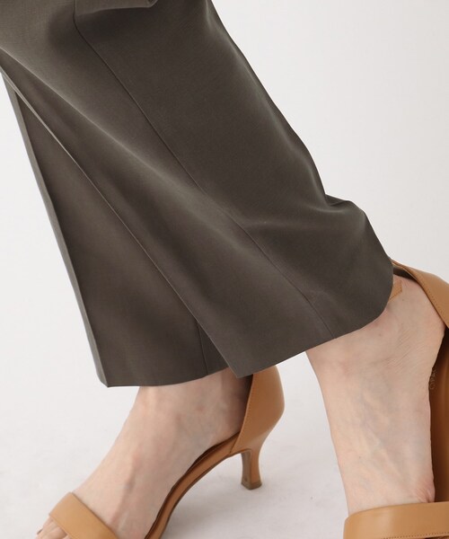 OPAQUE.CLIP（オペークドットクリップ）の「◆【DELEGANT/デレガント】ドレープツイル タックテーパードパンツ【WEB限定サイズ】（その他パンツ・レディース・ブラック/ライトグリーン/ブラウン系その他・36/38/40/34/42）」の6枚目の写真