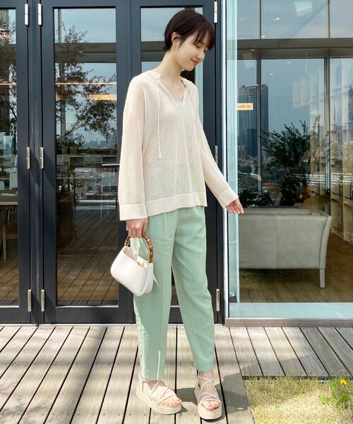 OPAQUE.CLIP（オペークドットクリップ）の「◆【DELEGANT/デレガント】ドレープツイル タックテーパードパンツ【WEB限定サイズ】（その他パンツ・レディース・ブラック/ライトグリーン/ブラウン系その他・36/38/40/34/42）」の19枚目の写真