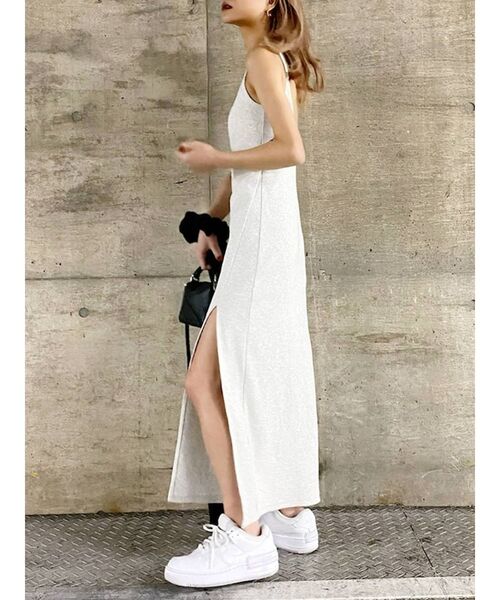 GYDA(ジェイダ)の「【WEB限定】【TINY低身長さん向け】DEEPスリットテレコロングワンピース(ワンピース・レディース・ライトグレー/ブラック/ベージュ・FREE)」の7枚目の写真