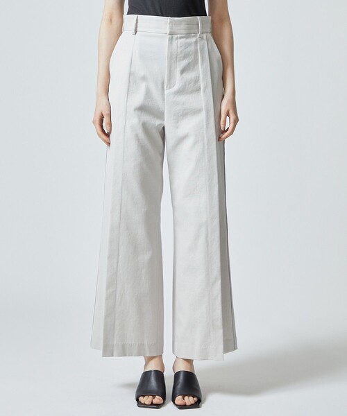 city（シティ）の「【CITY】オックスストレッチタックパンツ（スラックス・レディース・ベージュ/グリーン/ダークグレー・1/2）」の4枚目の写真