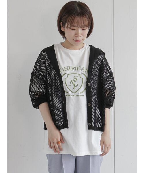 ehka sopo（エヘカソポ）の「カレッジロゴ刺繍Tシャツ（ニット/セーター・レディース・パープル/オフホワイト/キナリ・ﾌﾘ-）」の7枚目の写真