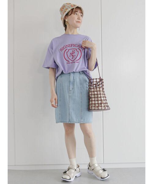 ehka sopo（エヘカソポ）の「カレッジロゴ刺繍Tシャツ（ニット/セーター・レディース・パープル/オフホワイト/キナリ・ﾌﾘ-）」の21枚目の写真
