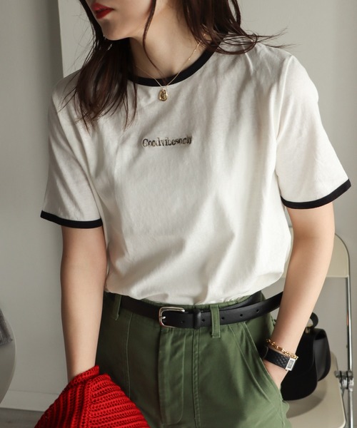COURO(コウロ)の「刺繍リンガーTシャツ(Tシャツ/カットソー・レディース・オフホワイト/ブラック/オレンジ/グリーン/チャコールグレー/イエロー・FREE)」の3枚目の写真