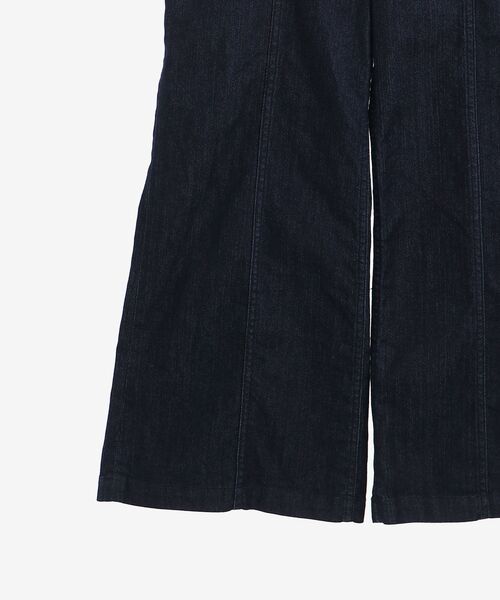 MAJESTIC LEGON(マジェスティックレゴン)の「ポケットデニムパンツ(デニムパンツ・レディース・ネイビー/ブルー・SMALL/MEDIUM)」の8枚目の写真