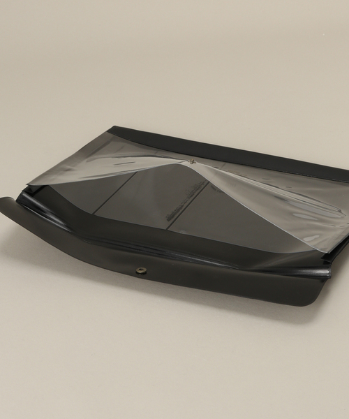 HIGHTIDE（ハイタイド）の「【HIGHTIDE/ハイタイド】ジェネラルパーパスケースA4(ネーエ)（パスケース・メンズ・ブラック/White・FREE）」の6枚目の写真