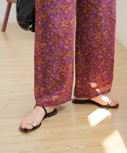 B.C STOCK（ベーセーストック）の「小花柄パンツ（その他パンツ・レディース・パープル/オレンジ/グリーン・FREE）」の4枚目の写真