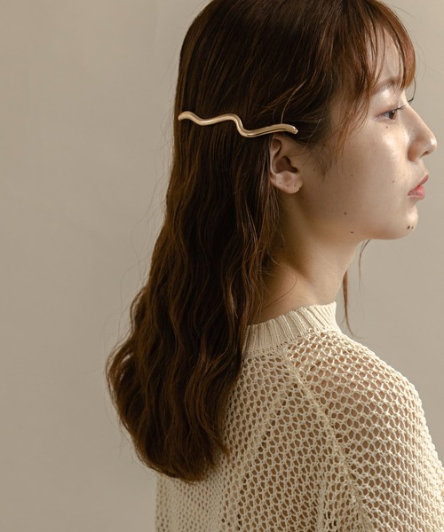 SMELLY（スメリー）の「ニュアンスラインメタルバレッタ（バレッタ/ヘアクリップ・レディース・シルバー/ゴールド・-）」の14枚目の写真