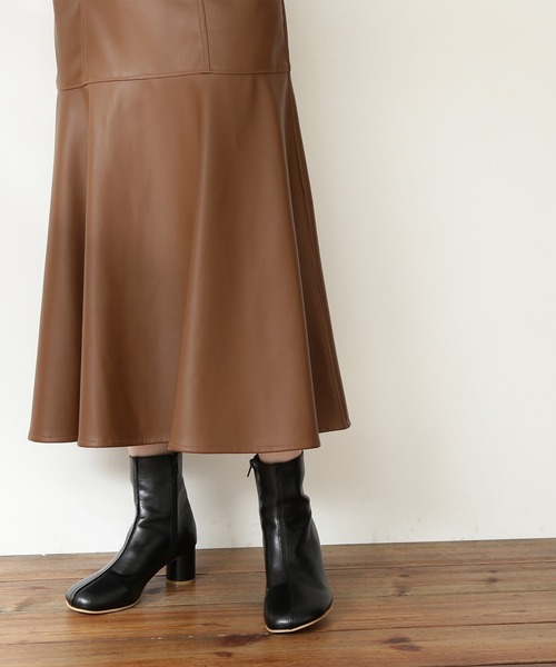N.（N. Natural Beauty Basic）（エヌエヌナチュラルビューティーベーシック）の「【S Size Line】◆フェイクレザーマーメイドスカート（スカート・レディース・ブラック/ブラウン・SMALL/MEDIUM）」の7枚目の写真